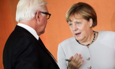 epa05538851 German Chancellor Angela Merkel (R) talks to German Minister of Foreign Affairs Frank-Walter Steinmeier (L) during a meeting of the federal cabinet at the chancellery in Berlin, Germany, 14 September 2016. An introduction of a flexible pension was one of the topics discussed during the meeting, according to media recports.  EPA/MICHAEL KAPPELER