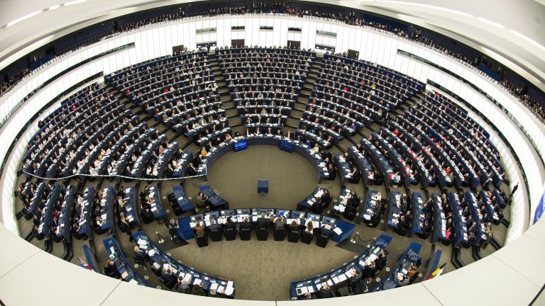 epa05794518 General view of the hemicycle in the European Parliament in Strasbourg, France, 15 February 2017. The parliament voted for the Comprehensive Economic Trade Agreement (CETA) between the EU and Canada.  EPA/PATRICK SEEGER