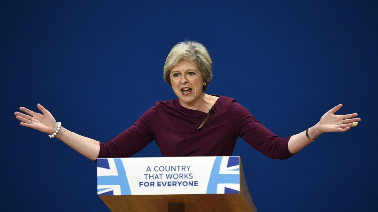 epa05571252 British Prime Minister Theresa May delivers her keynote speech to the Conservative Party Conference in Birmingham, Britain, 05 October 2016. The conference runs from 02 October to 05 October.  EPA/FACUNDO ARRIZABALAGA