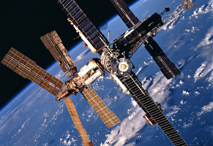 1522339712-international-space-station