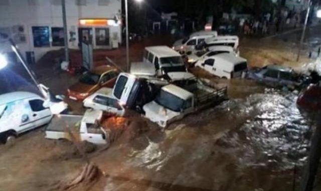 flood-cars-54353_13-640x381