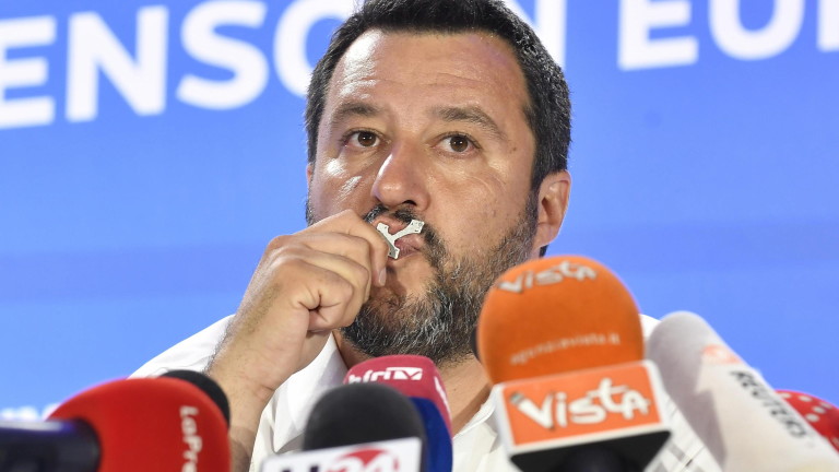 epa07604569 Deputy Premier and Interior Minister Matteo Salvini of League Party speaks during a press conference in Milan, Italy, 26 May 2019. The European Parliament election was held by member countries of the European Union (EU) from 23 to 26 May 2019.  EPA/FLAVIO LO SCALZO