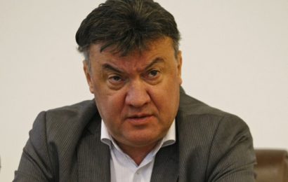 Премиерът-поиска-оставката-на-Боби-Михайлов-БГ-Футбол-Национален-тим-410x260