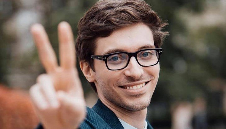 2dd36715aaec4724a8c34cdc810fd817