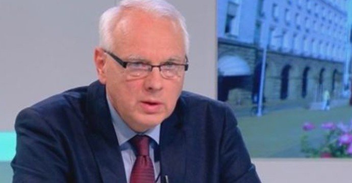 velizar-enchev-690x360