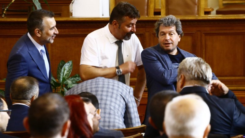 1627453623-20210728080928-mg-0291