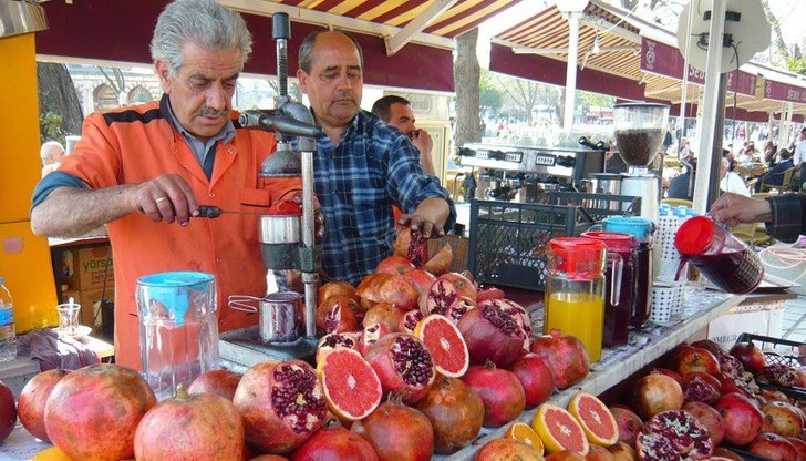 4fe892cc27e34875a6795c63d921d240