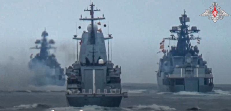 ruski-korab-otkri-predupreditelen-ogan-849