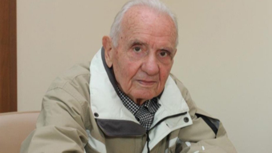 2b0c3bdf5e9544c7b2735f06ffd0ed88